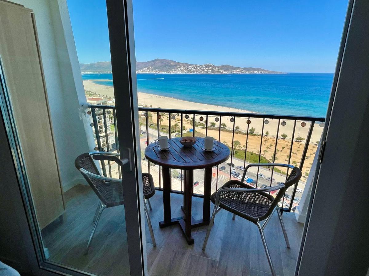 Apartamento Vistas Al Mar Aire Acondicionado Wifi Empuriabrava Dış mekan fotoğraf